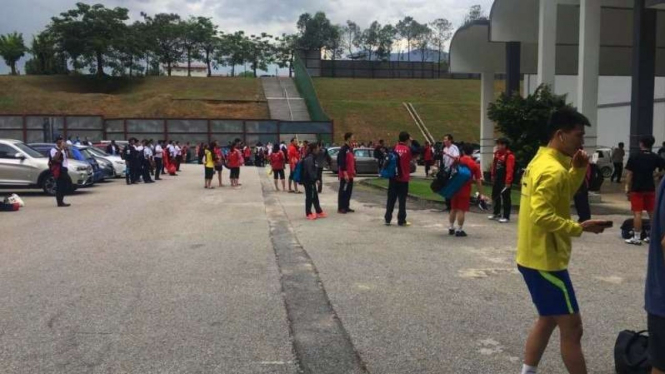 Suasana hall Axiata Arena yang sempat terdeteksi terjadi percikan api