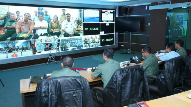 Telekonferensi TNI ikut uji coba Palapa Ring Paket Tengah.