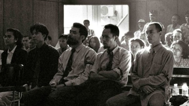 Ging Ginanjar saat menjalani persidangan di PN Jakarta Utara pada 20 Mei 1998. - Erik Prasetya