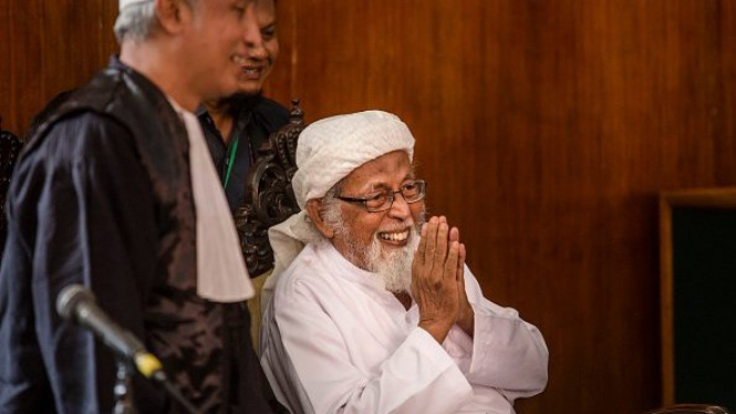 Abu Bakar Ba`asyir di Pengadilan Negeri Cilacap tahun 2016 lalu saat mengajukan pembebasan bersyarat.-Ulet Ifansasti/Getty Images