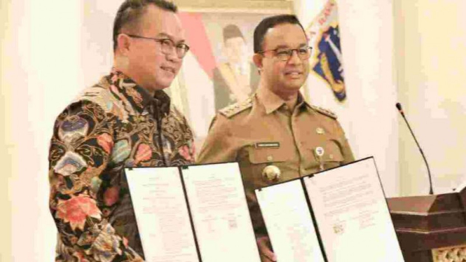 Gubernur DKI Jakarta Anies Baswedan dan Rektor IPB Arief Satria