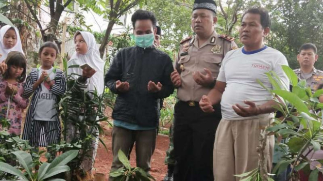 Pemakaman Queena, korban penganiayaan ibunya sendiri di Tangerang.