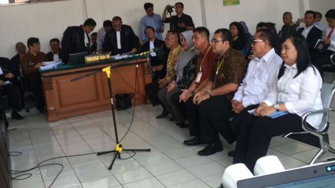 Suasana sidang kasus suap proyek Meikarta di Pengadilan Negeri Bandung.