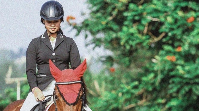 Charlotte Ramadhan, atlet equestrian Indonesia