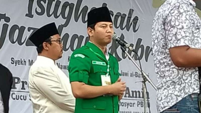 Wakil Bupati Trenggalek Muhammad Nur Arifin alias Gus Ipin dalam acara istigasah di Trenggalek, Jawa Timur, pada Selasa, 22 Januari 2019.