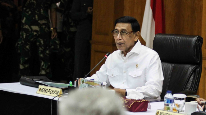 Menteri Koordinator Bidang Politik, Hukum, dan Keamanan (Menko Polhukam), Wiranto.
