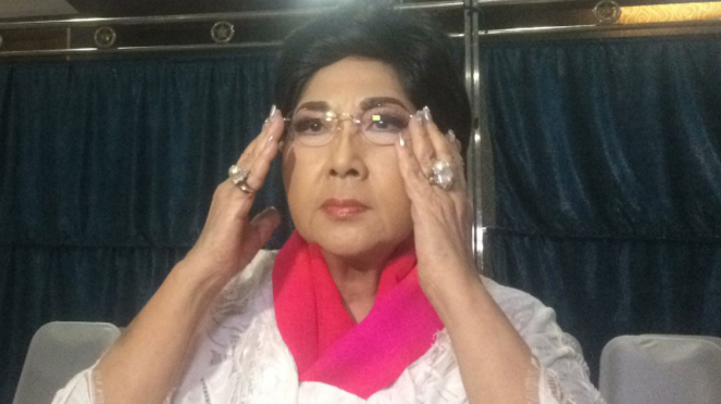 Titiek Puspa.