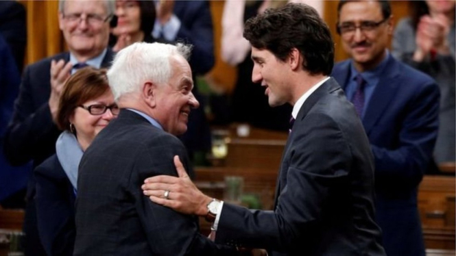 PM Kanada Justin Trudeau menunjuk John McCallum menjadi duta besar di Cina tahun 2017. - Reuters