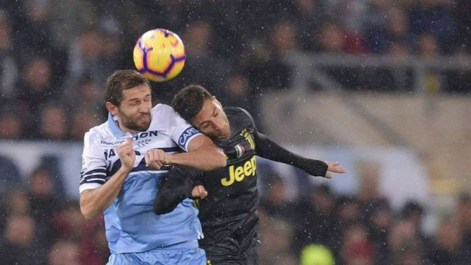 Duel Lazio vs Juventus.