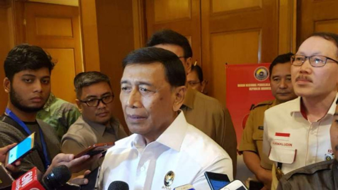 Menko Politik Hukum dan HAM Wiranto.