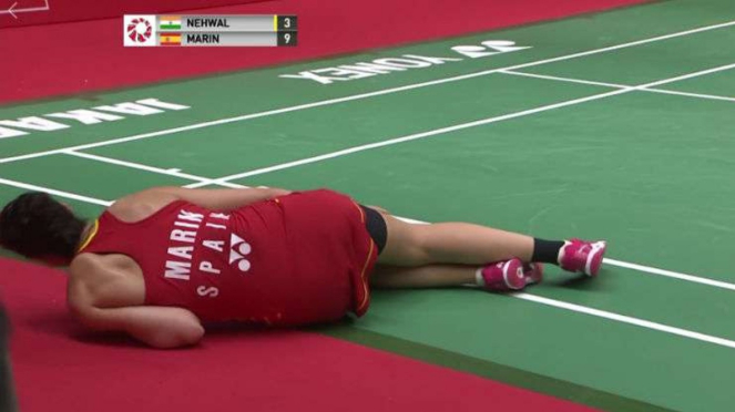 Juara dunia Carolina Marin tumbang di Senayan.