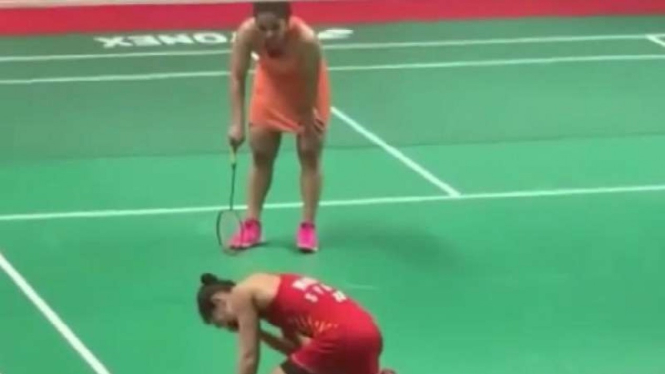 Carolina Marin dan Saina Nehwal.