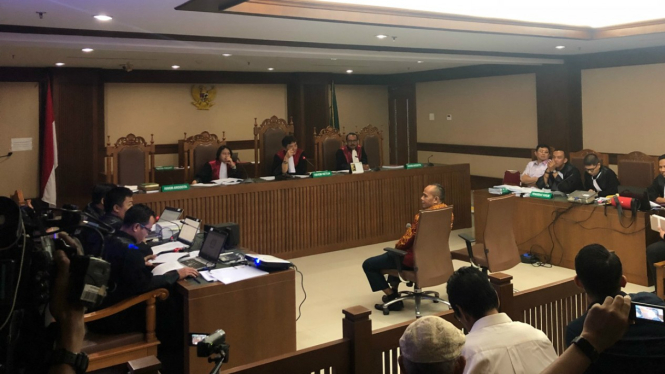 Saksi Lucas, Jaman dalam persidangan di Tipikor Jakarta