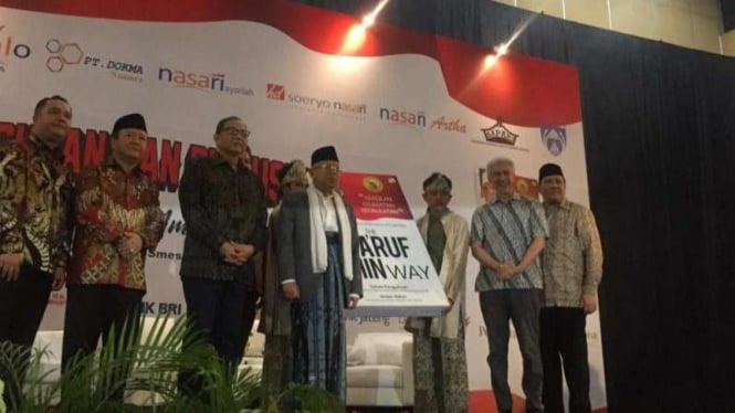 Cawapres Ma'ruf Amin hadiri peluncuran buku berjudul 'The Ma'ruf Amin Way' di Gedung Smesco Jakarta, 1 Februari 2019.