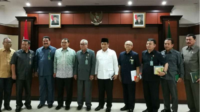 Wakil Ketua DPR Fadli Zon dan anggota Komisi III di Pengadilan Tinggi Jakarta.