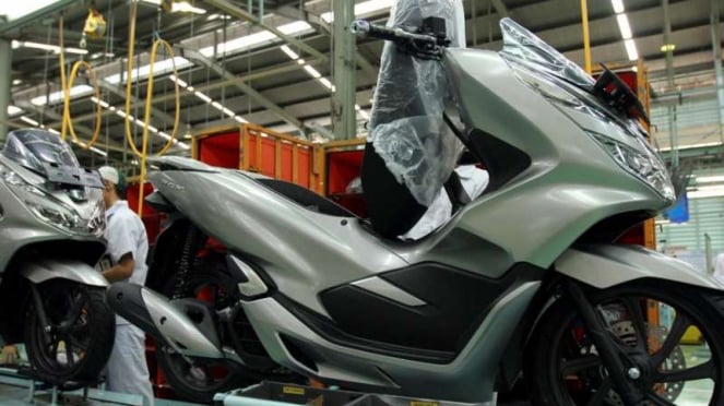 Proses produksi motor Honda PCX 150