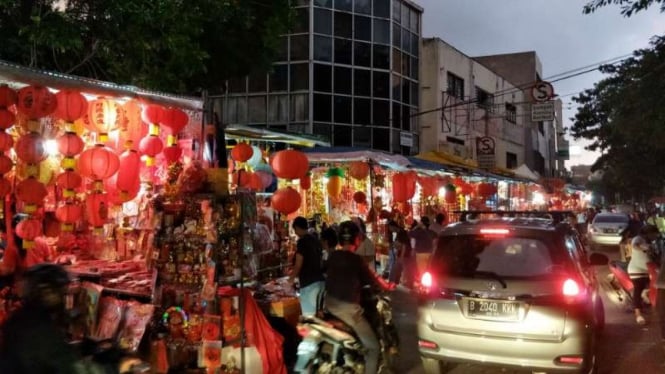 Suasana kawasan Petak Sembilan, Glodok, Jakarta Barat menjelang Imlek 2019.