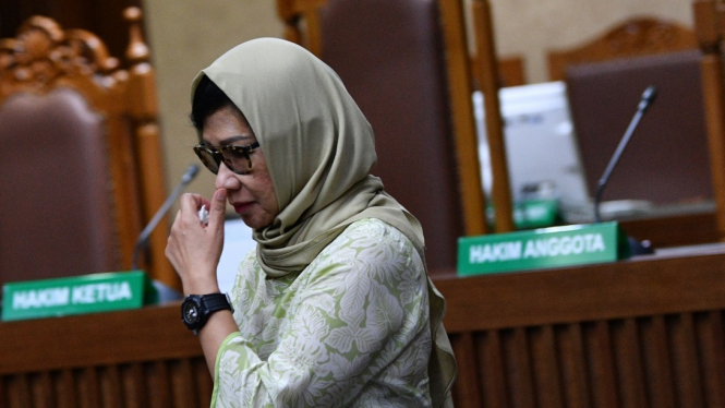 Sidang Eksepsi Karen Agustiawan