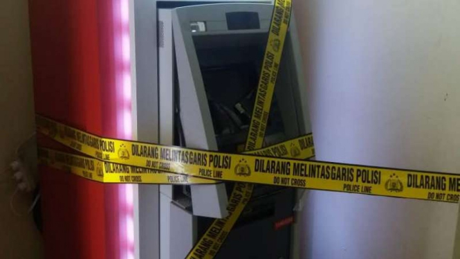Mesin ATM disegel Garis Polisi (Ilustrasi)