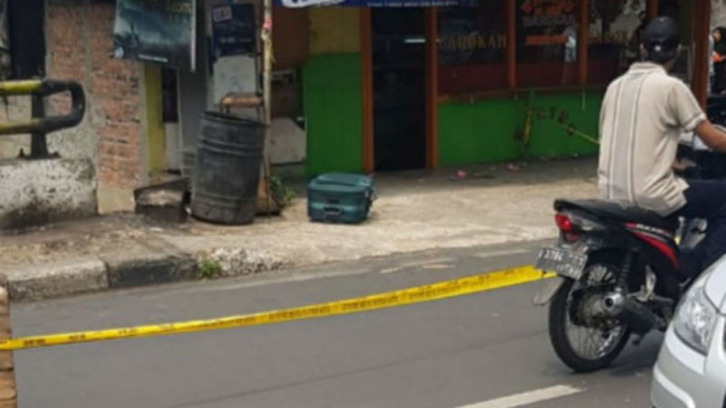 Koper mencurigakan di kawasan Otista Jakarta Timur