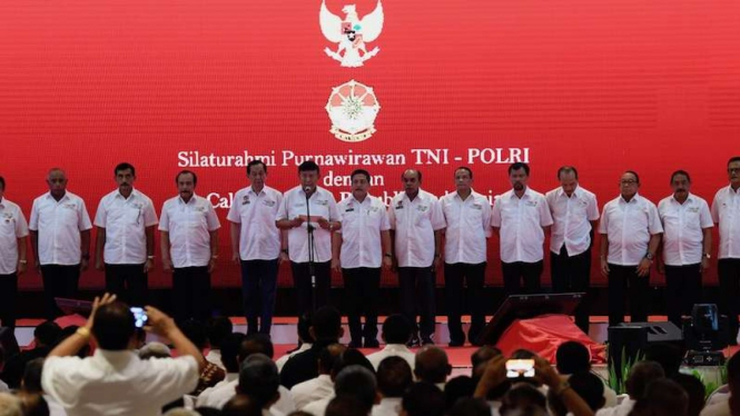 Para purnawirawan TNI dalam suatu pertemuan di Jakarta.