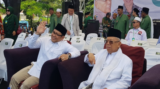 Ketua Umum PKB Muhaimin Iskandar (Cak Imin) bersama Cawapres KH Ma'ruf Amin