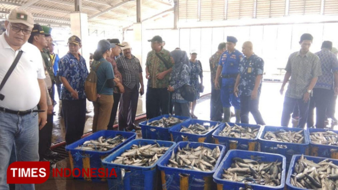 Potensi ikan tangkap dari nelayan di TPI Sendangbiru Kabupaten Malang melimpah. (foto: Binar Gumilang/TIMES Indonesia)