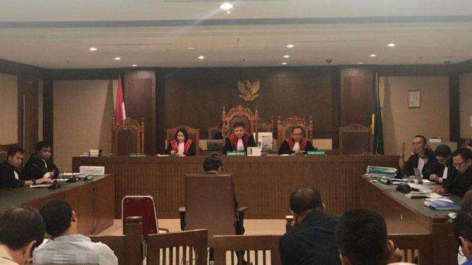 Ahli hukum pidana dari Universitas Hasanuddin, Prof Said Karim, di sidang Lucas.