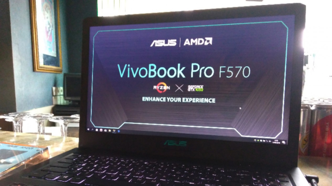 VivoBook Pro F570