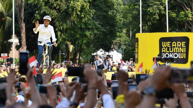 sorot alumni ui jokowi