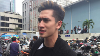Bicara Soal Balas Tonjokan Ferry Irawan, Verrell Bramasta: Itu Mah Urusan Gampang!