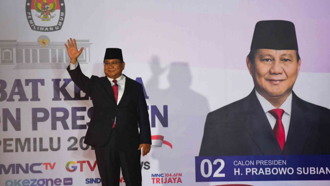 Capres nomor urut 02 Prabowo Subianto tiba untuk mengikuti debat capres 2019 putaran kedua di Hotel Sultan, Jakarta, Minggu, 17 Februari 2019.