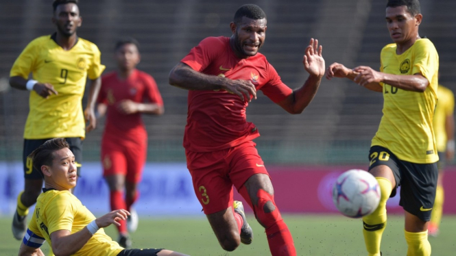 Bomber Timnas Indonesia U22, Marinus (tengah) vs Malaysia