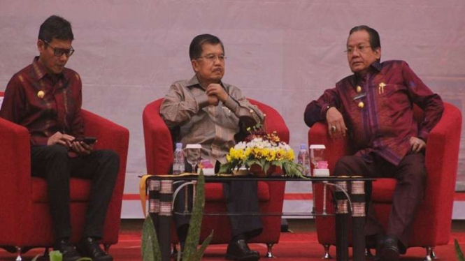 Wakil Presiden RI Jusuf Kalla, membuka Rakernas APPSI di Padang
