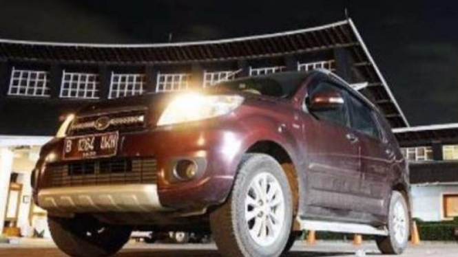 5c6e40910a964-usia-lampu-makin-pendek-jika-mobil-kamu-jarang-dicuci-secara-rutin_665_374 5c6e40910a964-usia-lampu-makin-pendek-jika-mobil-kamu-jarang-dicuci-secara-rutin_665_374