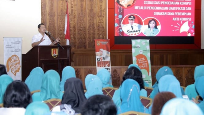 Wali Kota Semarang memberikan pengarahan saat membuka acara di ruang Lokakrida.