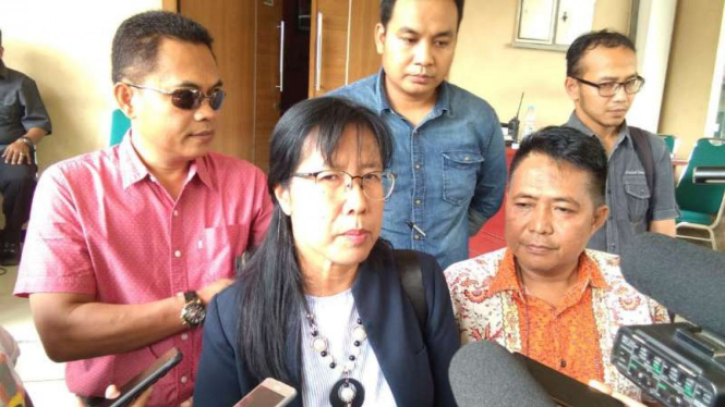 Tim advokasi BPN Prabowo-Sandi Jawa Tengah saat mengadu ke Bawaslu.