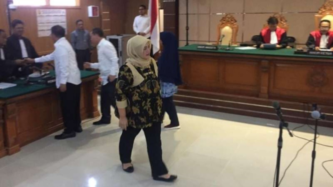 Terdakwa Kasus Korupsi Meikarta Neneng Hasanah Yasin sedang hamil tua