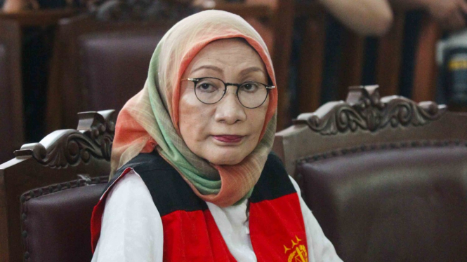 Terdakwa kasus dugaan penyebaran berita bohong atau hoax Ratna Sarumpaet mengikuti sidang perdana di PN Jakarta Selatan, Jakarta, Kamis, 28 Februari 2019.