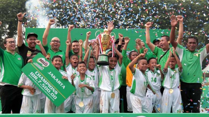 MIN 6 Jakarta Seletan Juara MILO Football Championship 2019 di Jakarta