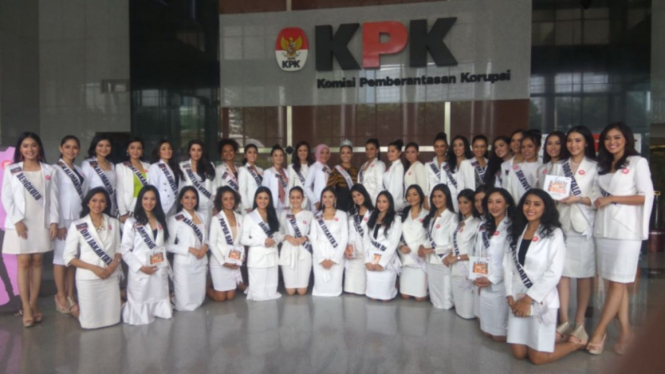 39 finalis Putri Indonesia 2019 menyambangi KPK