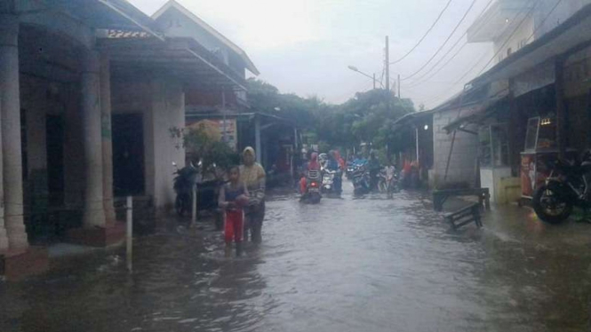 Banjir di Kabupaten Tangerang imbas meluapnya Kali Cirame