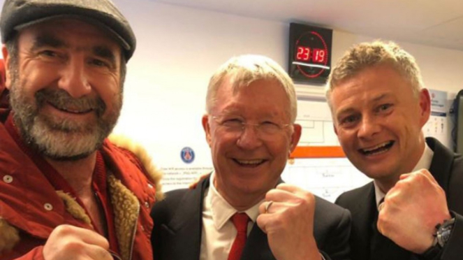 Ole Gunner Solskjaer bersama Sir Alex Ferguson dan Eric Cantona