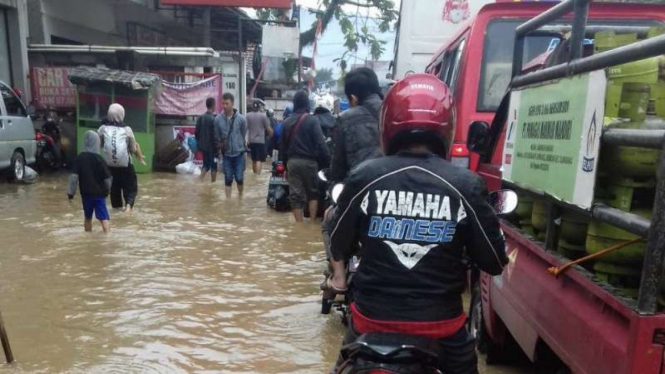 Banjir di Bandung.