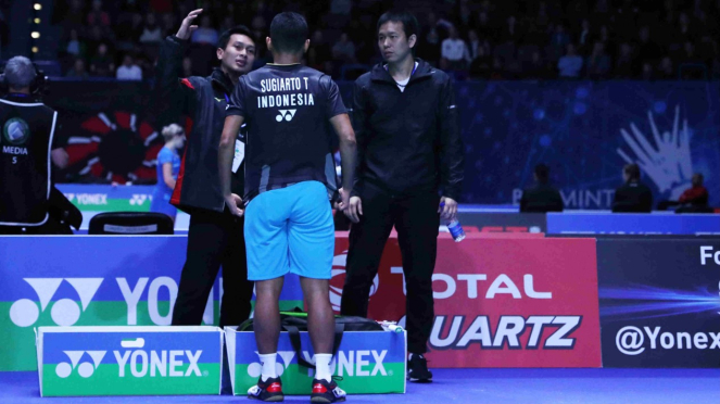 Tunggal putra Tommy Sugiarto didampingi Hendra Setiawan dan Mohammad Ahsan