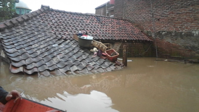 Satu di antara puluhan rumah terdampak banjir akibat luapan air Sungai Citarum d