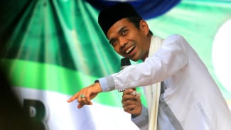 UAS Diduga Hina Salib, Nabi Muhammad Izinkan Kebaktian di Masjid