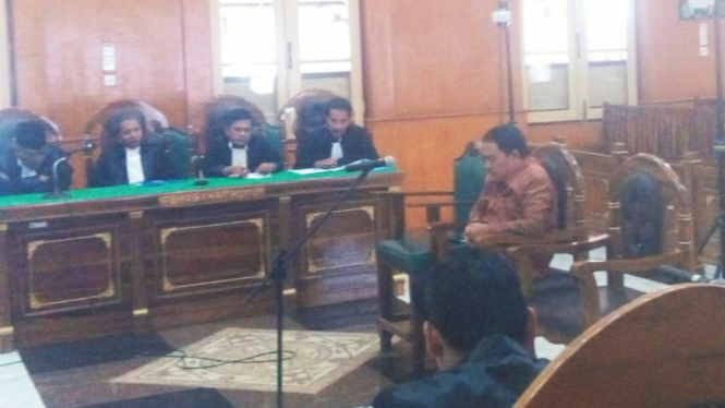 Bupati nonaktif Labuhan Batu Pangonal Harahap dalam sidang dengan agenda pembacaan tuntutan di Pengadilan Tindak Pidana Korupsi Medan, Sumatera Utara, pada Senin, 11 Maret 2019.