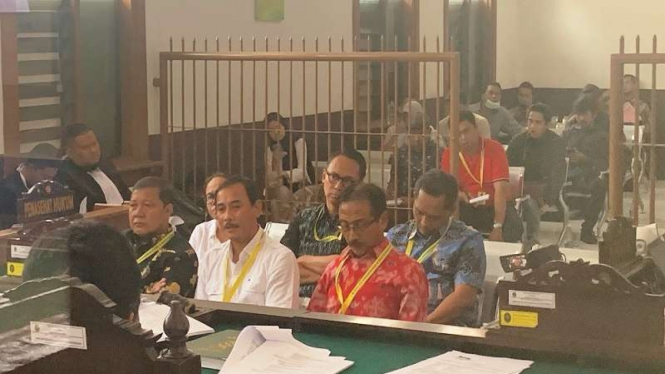 Politikus PDIP Nico Siahaan menjadi salah satu saksi sidang Bupati Cirebon