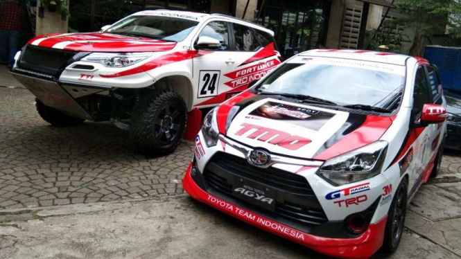 Mobil balap Toyota Team Indonesia